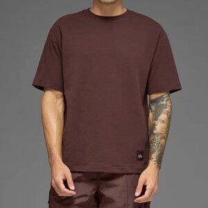 alo yoga  - mens double take short sleeve color brownstone